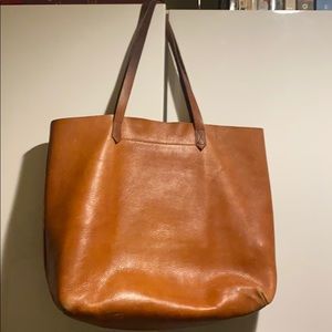 Madewell Transport Tote in English Saddle